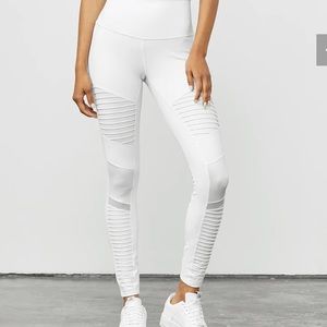 Alo yoga white High-Waist Moto Legging size xs